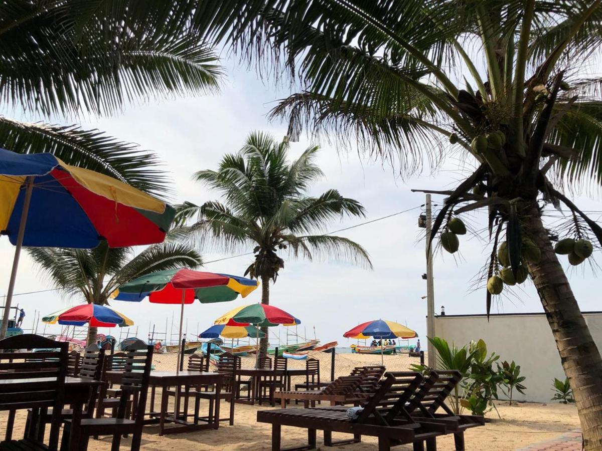 Italia Beach Hotel Ambalangoda  Eksteriør billede